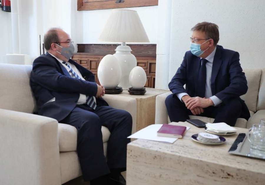 El ministro de Cultura y Deportes, Miquel Iceta, se ha reunido con el presidente de la Generalitat, Ximo Puig