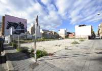 La Plaza de Bilbao, en el núcleo porteño, lleva años esperando una solución por parte del Ayuntamiento de Sagunto