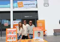 Albert Valls (en el centro) junto a Andrea Sandoval y Antoni Antoni, integrantes de la candidatura nacionalista