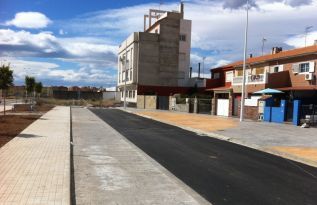González afirma que las obras en el barrio San José han permitido su integración en el núcleo urbano