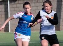 Una niña de Puerto de Sagunto gana una liga masculina con el Alevín Féminas del Valencia